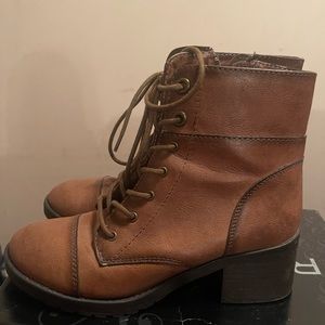 Women’s Boots